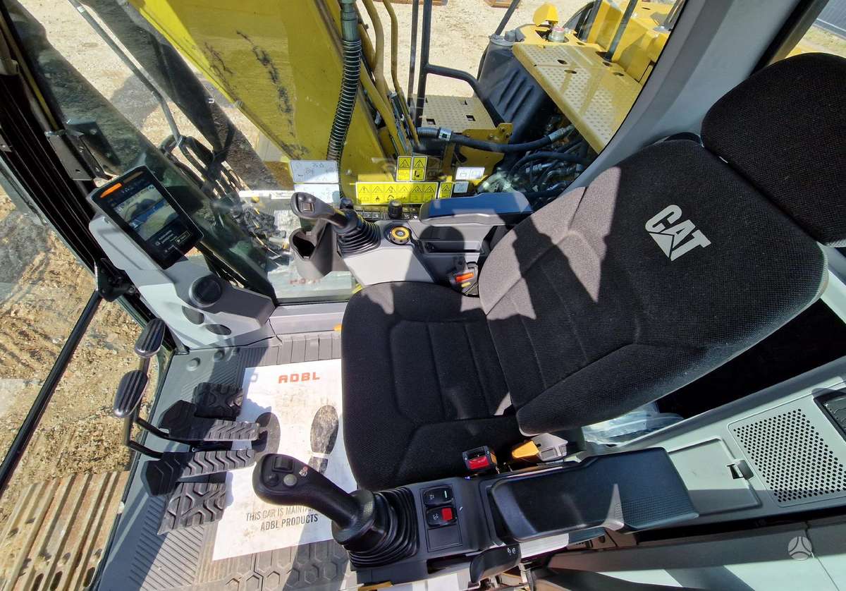 Caterpillar 313GC, excavator