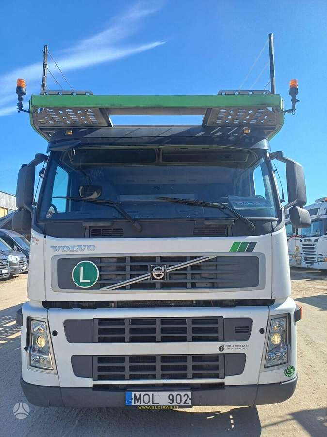Volvo Kassbohrer 2008, auto transporters