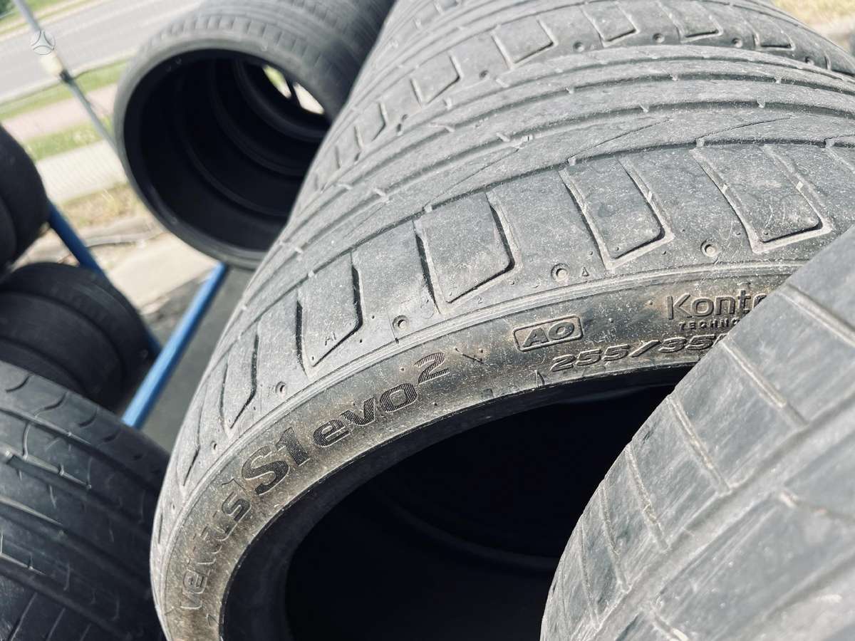 Hankook, summer 255/35 R19