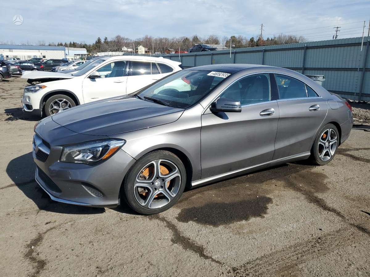 Mercedes-Benz CLA250