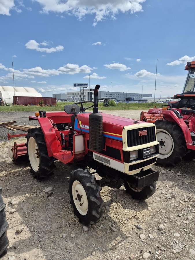 Iseki VISI MODELIAI, tractors