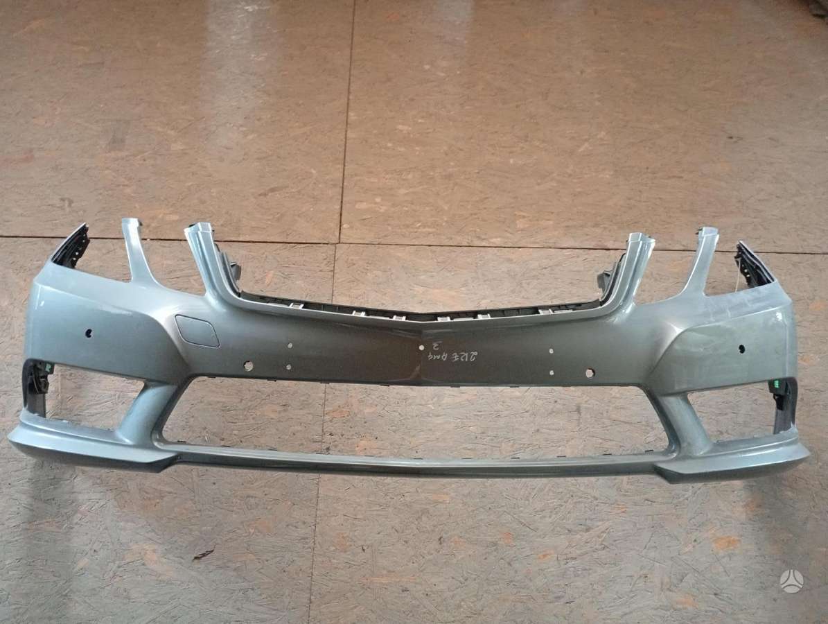 Mercedes-Benz E klasė bumpers, doors
