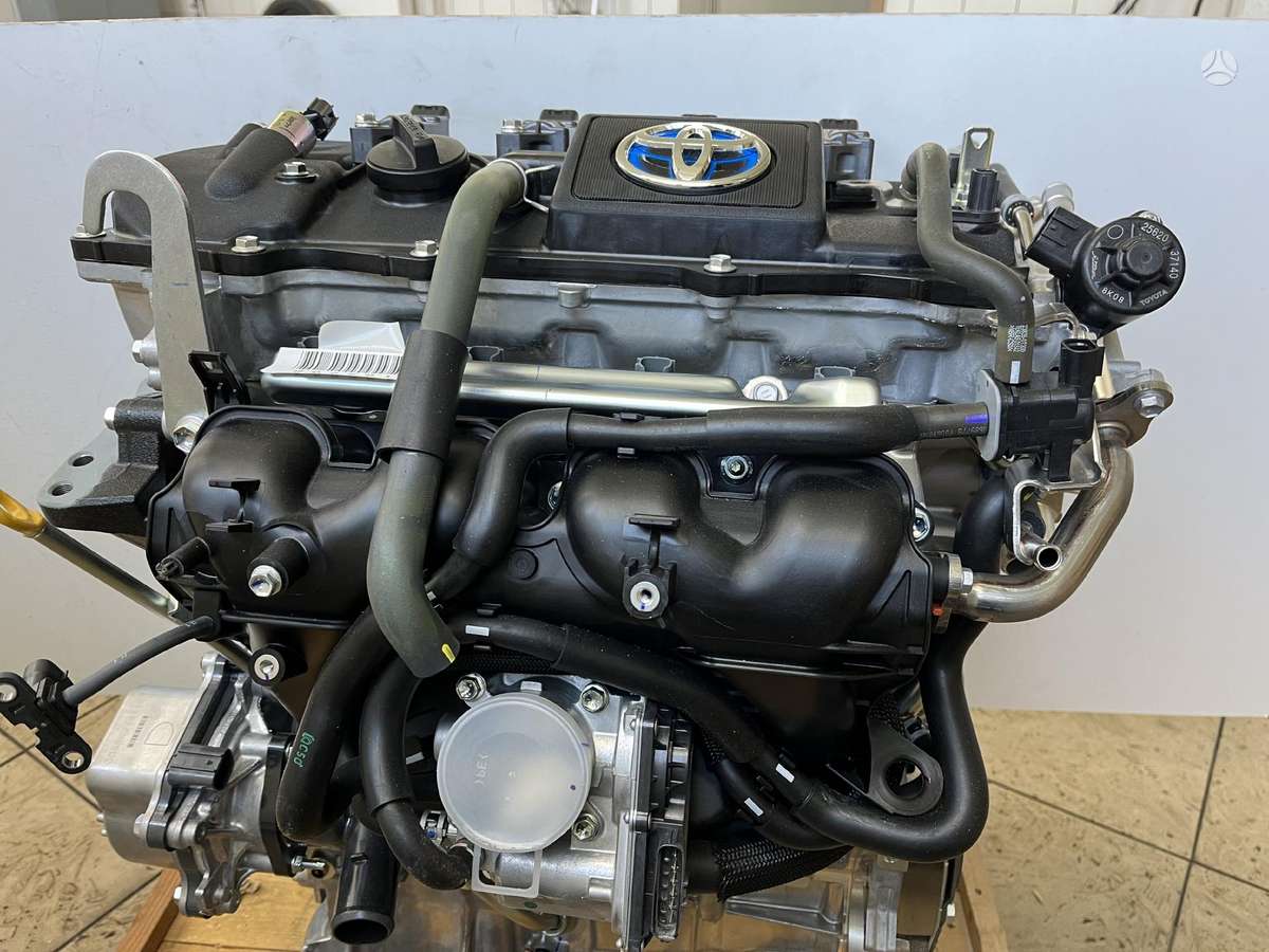 Toyota C-HR engine