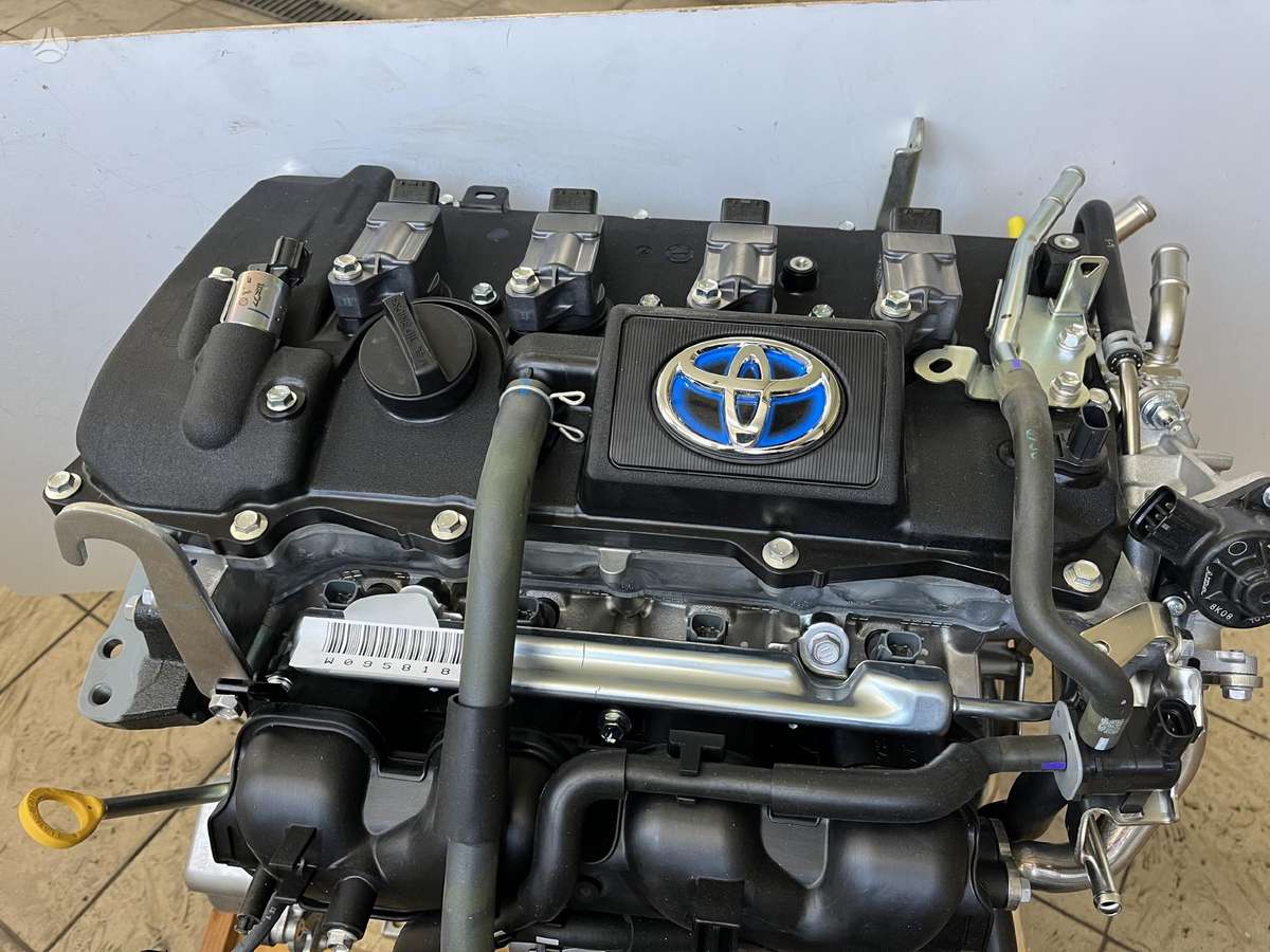 Toyota C-HR engine
