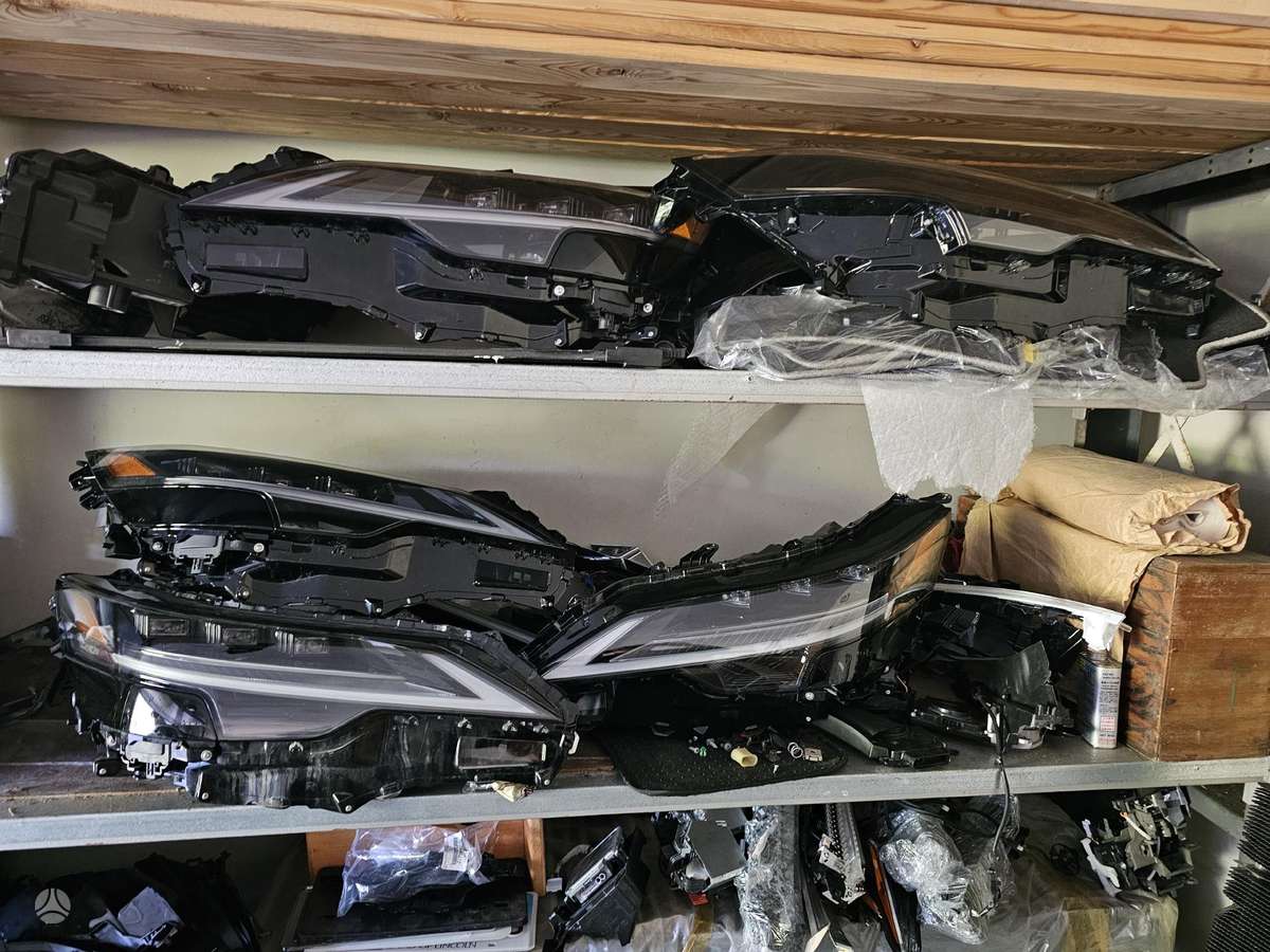 Lexus RX klasė body parts