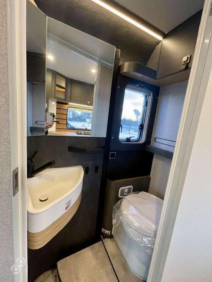 Hymer Venture S, campers