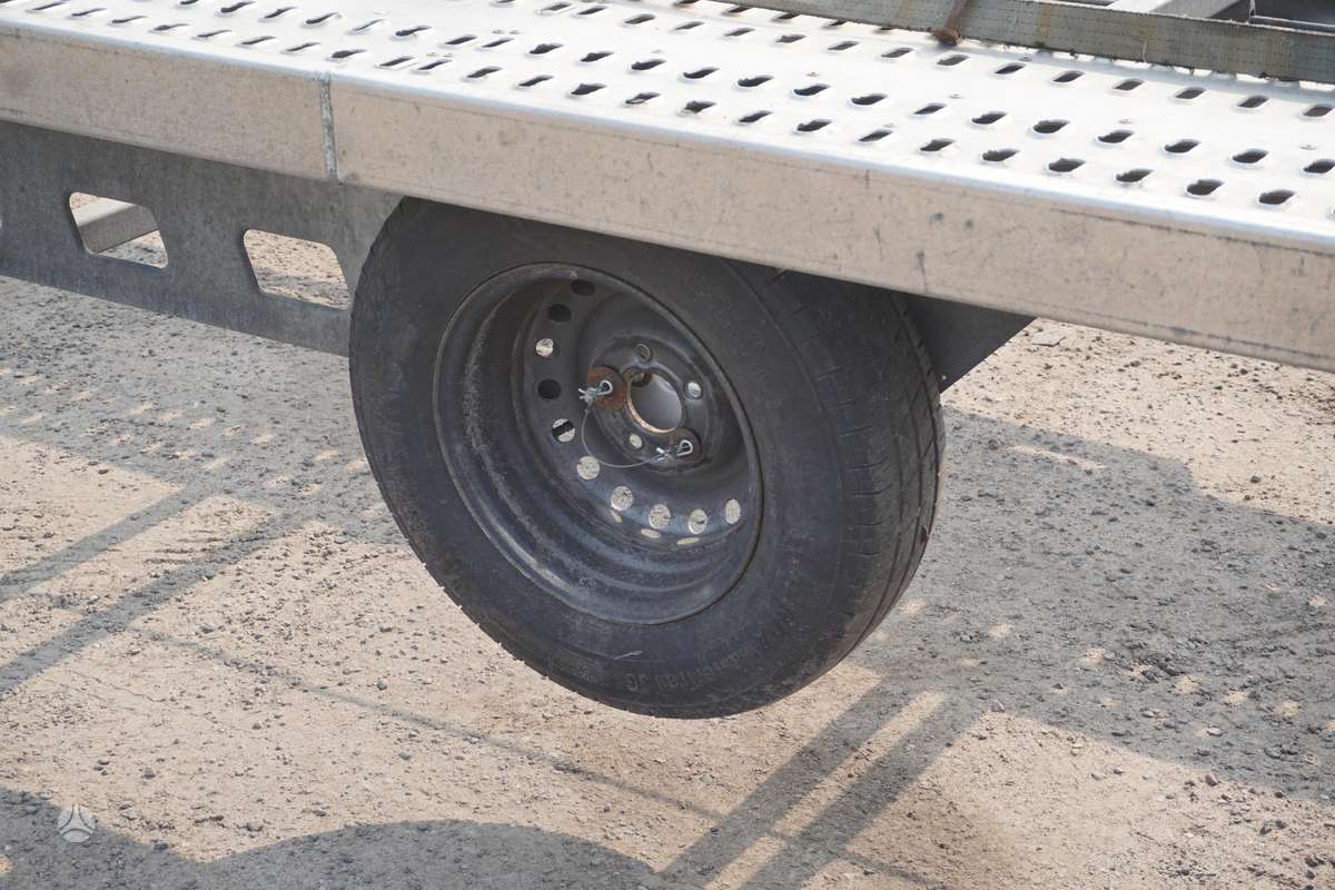 BORO "NUOMA PARDAVIMAS", auto transporter