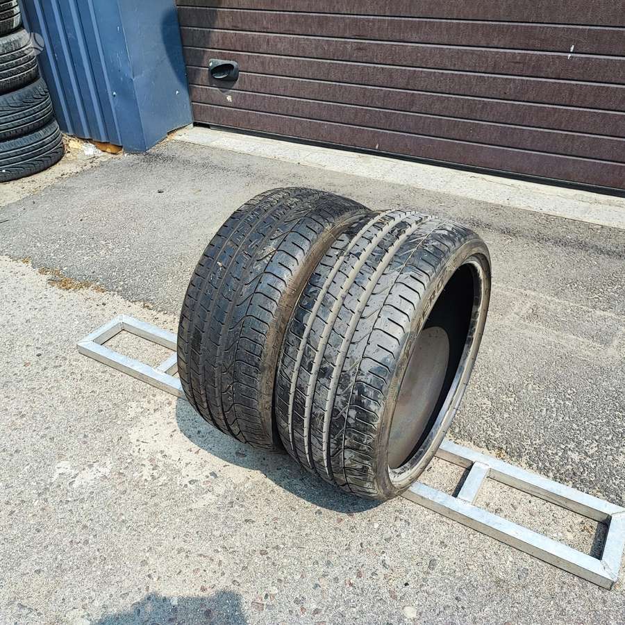 Pirelli Pzero, summer 235/35 R19