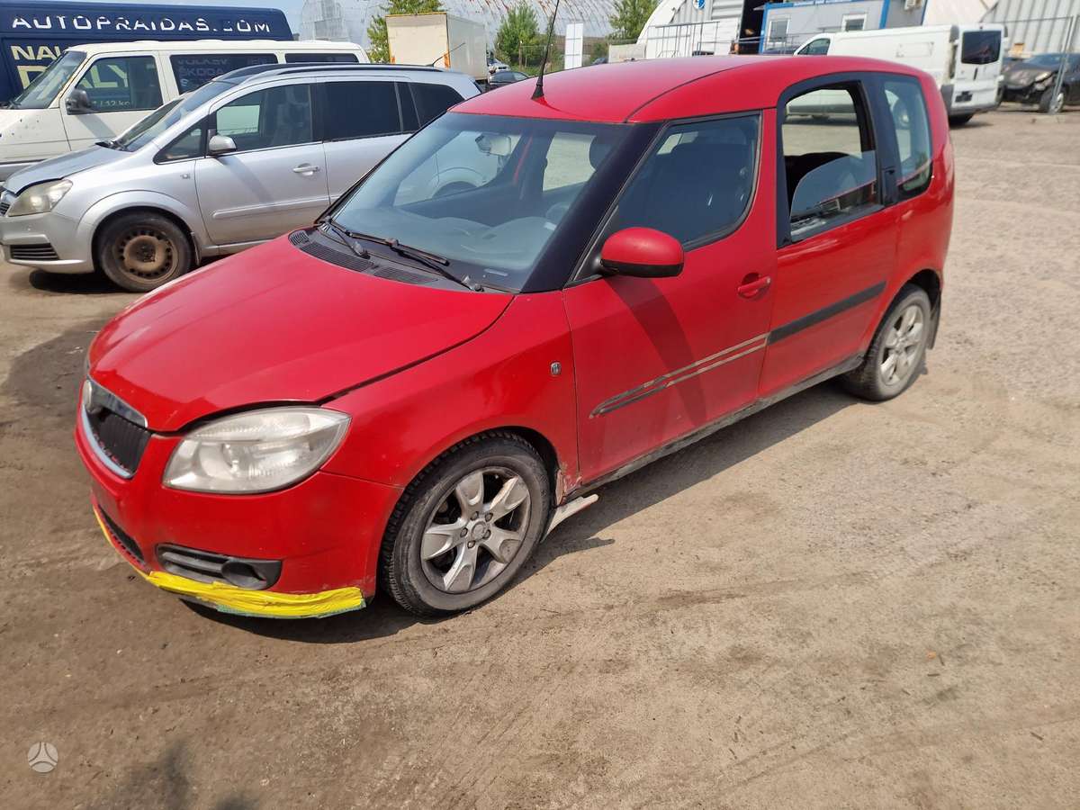 Skoda Roomster Minsko pl 33a 5 angaras