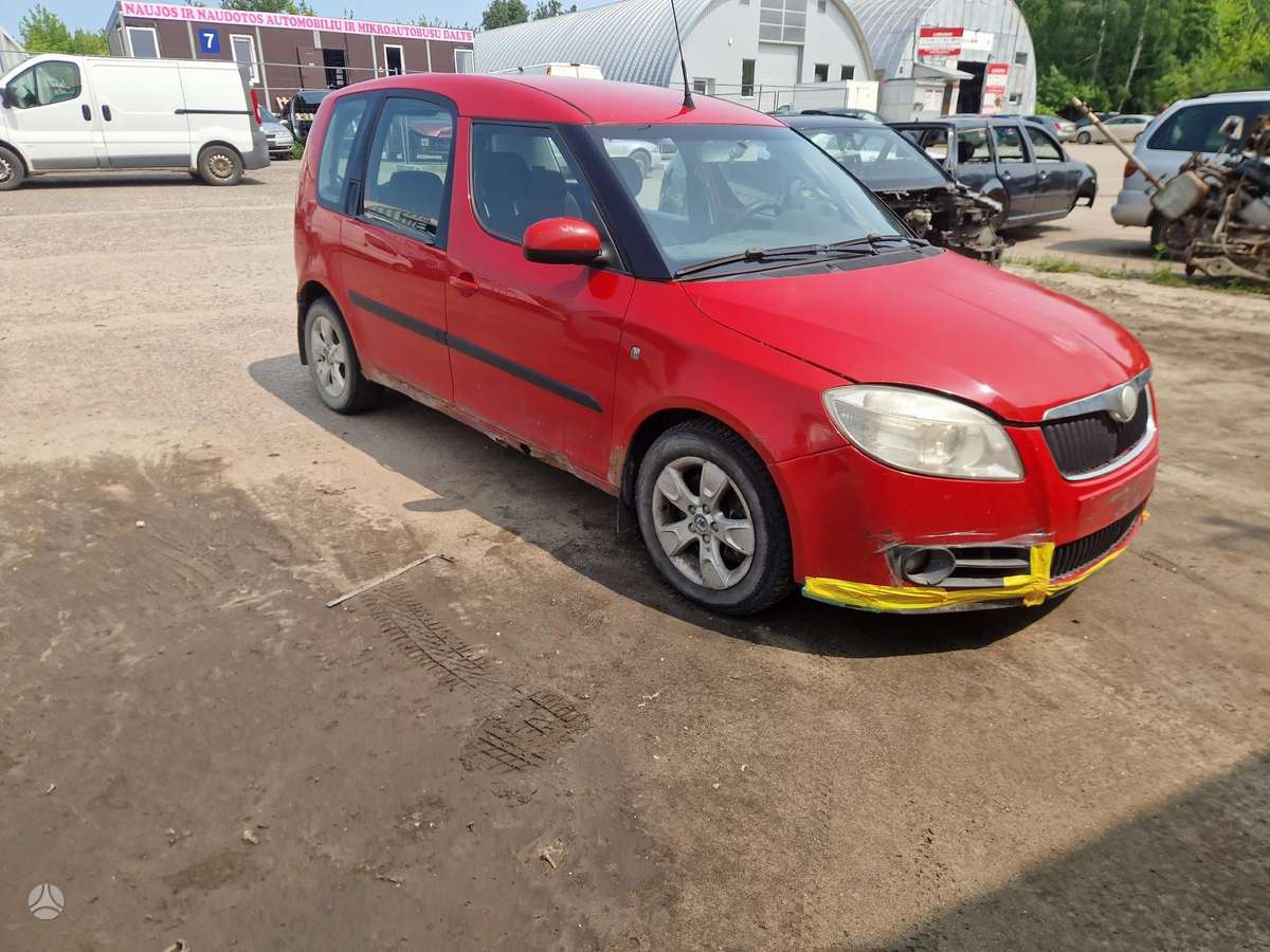 Skoda Roomster Minsko pl 33a 5 angaras