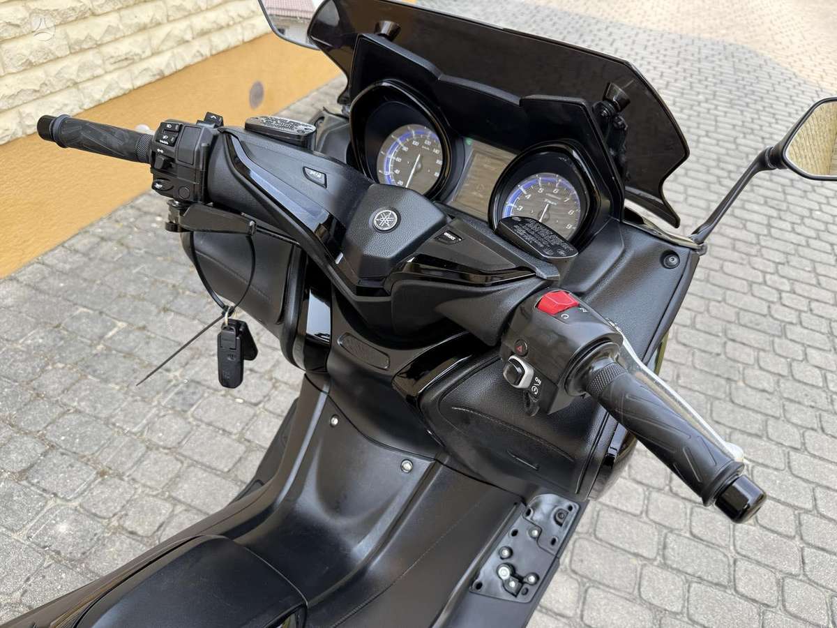 Yamaha TMAX 530cc, scooters / mopeds