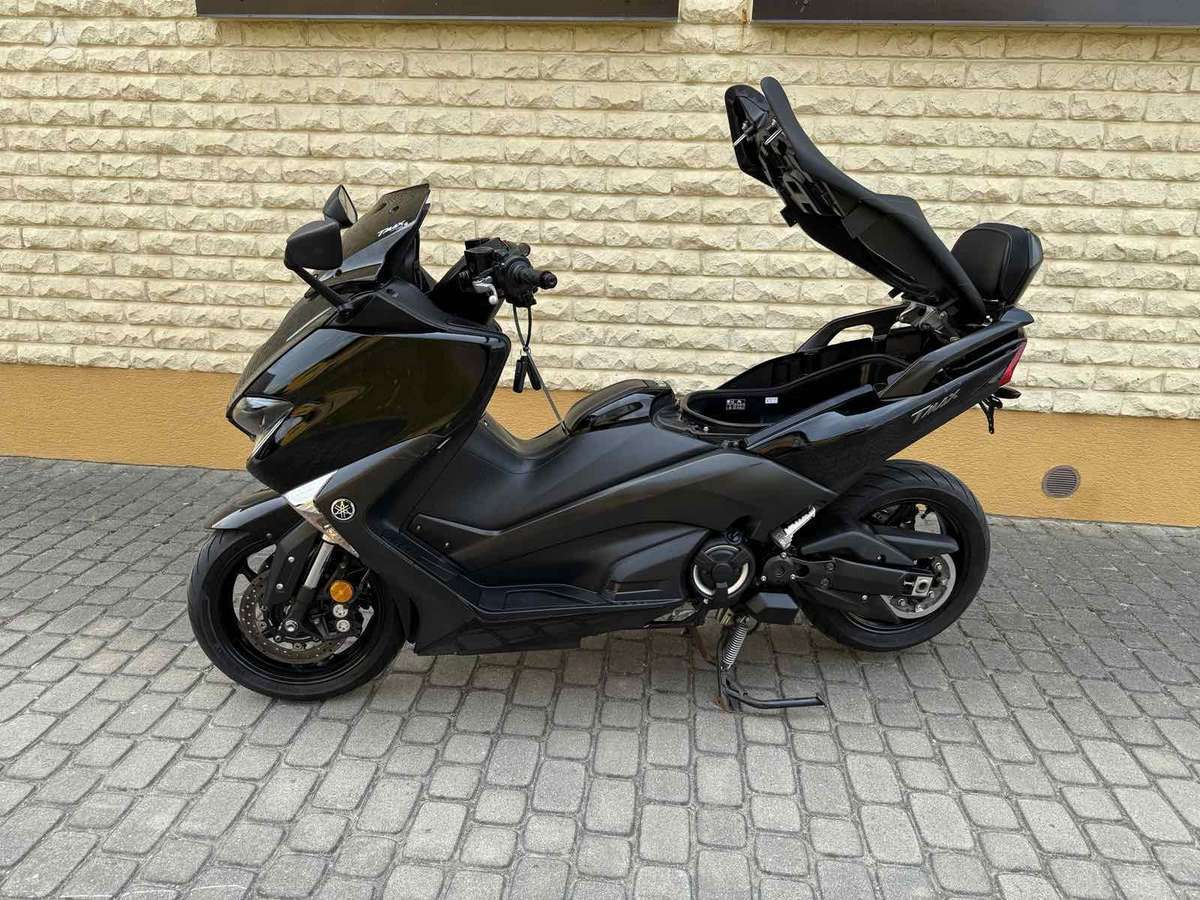 Yamaha TMAX 530cc, scooters / mopeds