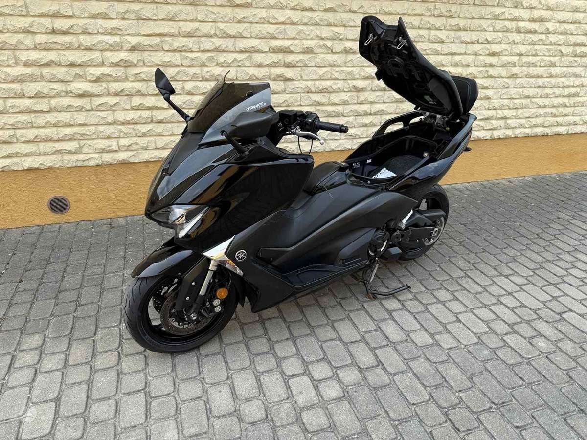 Yamaha TMAX 530cc, scooters / mopeds