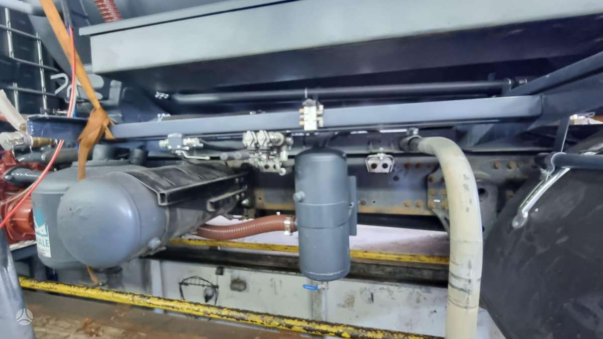 Renault 340, autocisternos