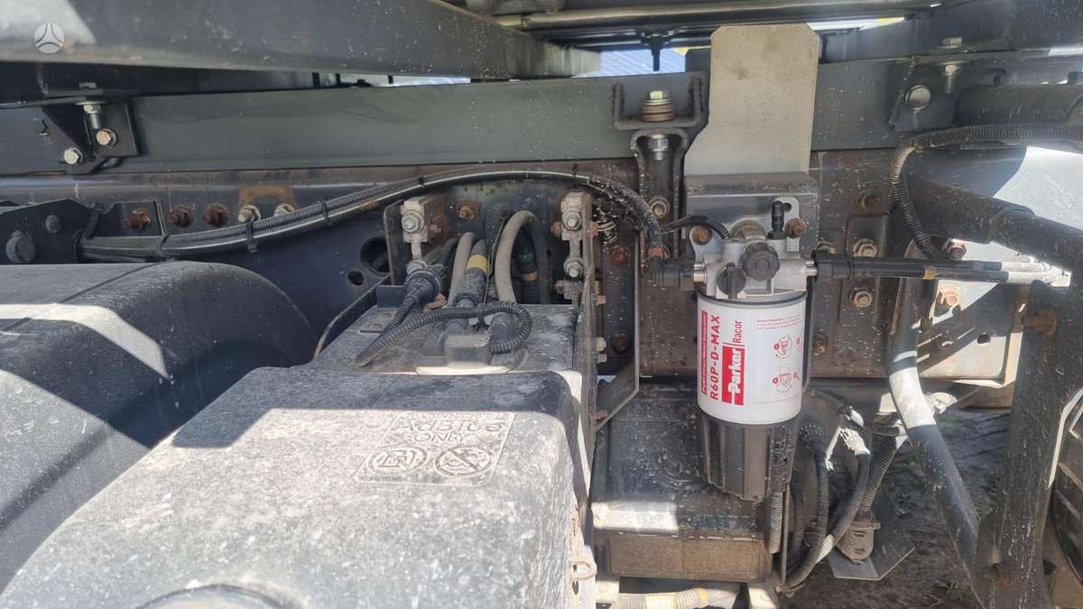 Renault 340, autocisternos
