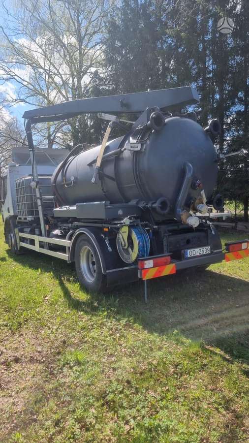 Renault 340, tanker trucks