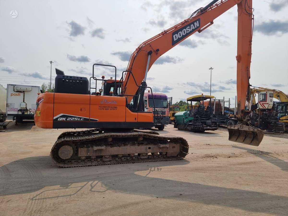 Doosan DX 225LC-7, экскаваторы