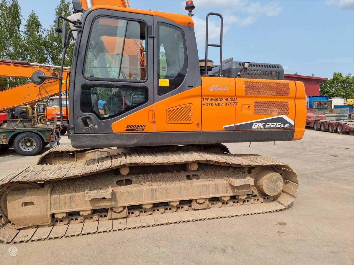 Doosan DX 225LC-7, экскаваторы
