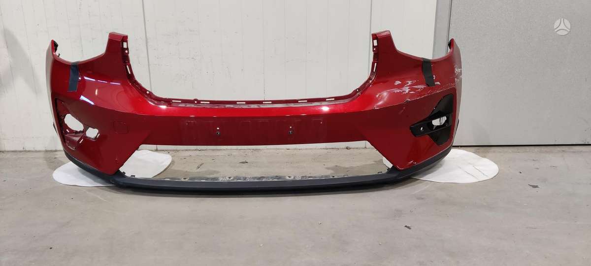 Volvo C40 bumpers