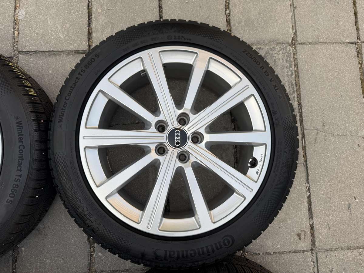 Audi Q3, lengvojo lydinio, R19
