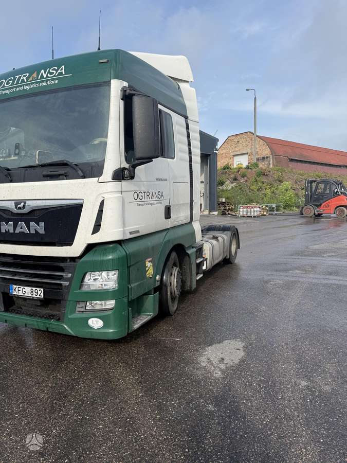 MAN MEGA. TGX 18.460, double sleeper