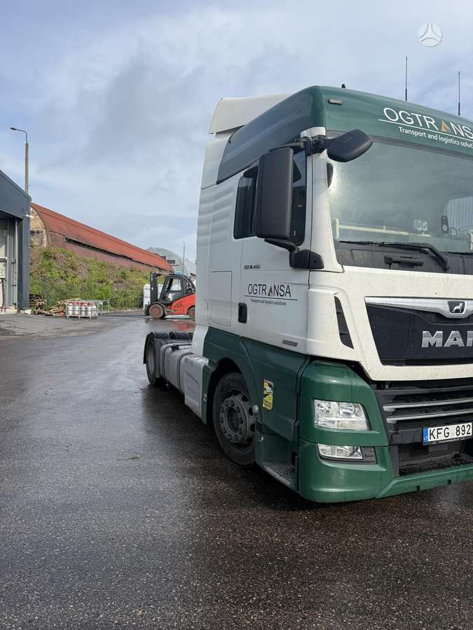 MAN MEGA. TGX 18.460, double sleeper