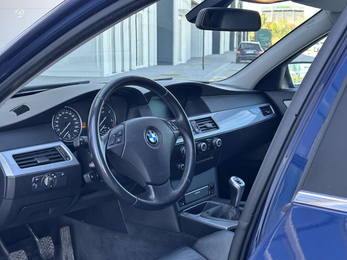 BMW 520, 2.0 l., universalas