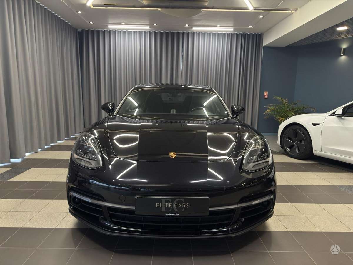 Porsche Panamera - 2