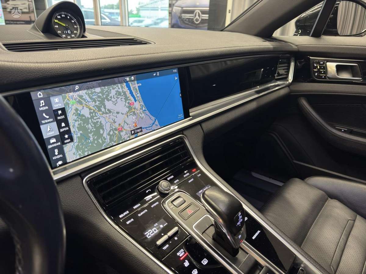 Porsche Panamera - 10
