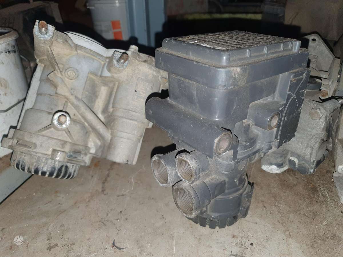 MAN TGL TGM Wabco ABS MODULIAT, trucks