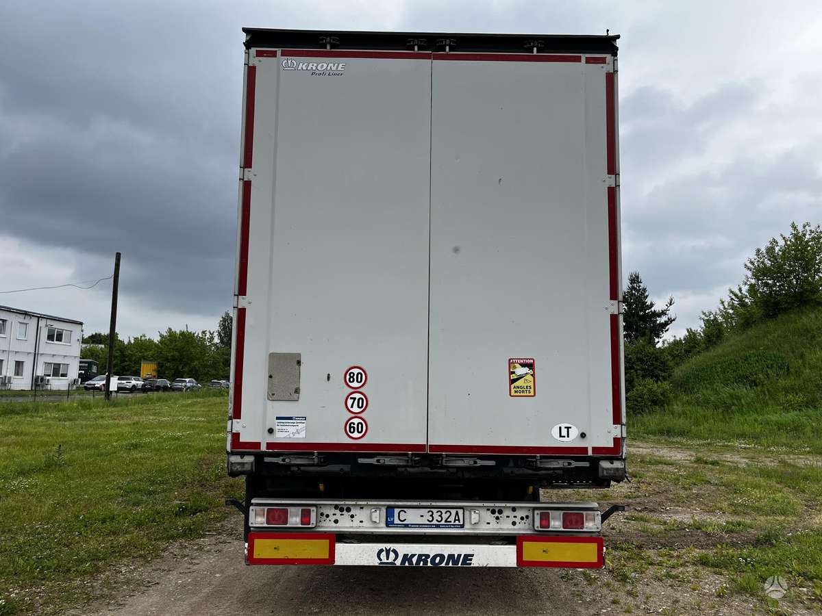 Krone SD, užuolaidinės / tentinės