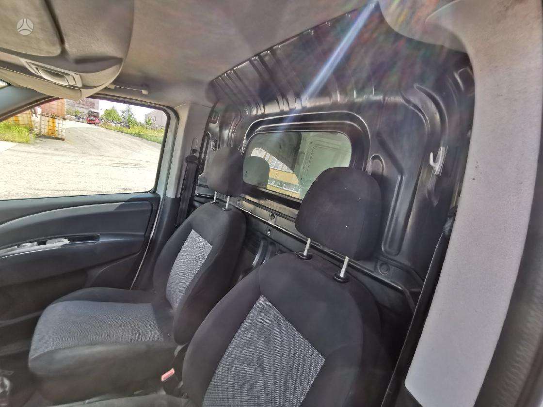 Fiat Doblo dalimis. Automobilis ardomas dalimis запасные части автомобиля