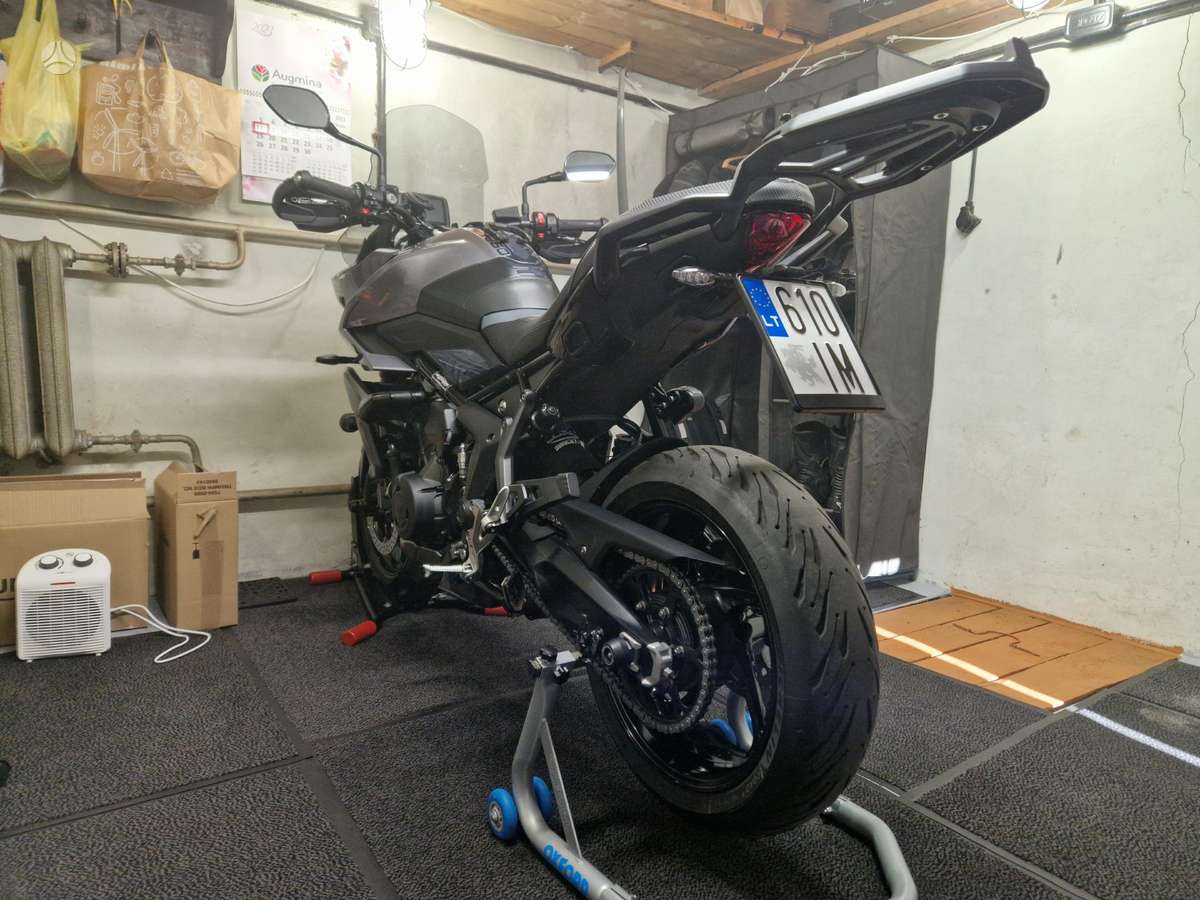 Triumph Tiger 660cc, touring / sport touring