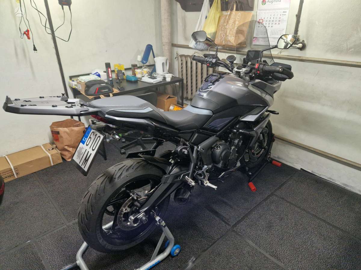 Triumph Tiger 660cc, touring / sport touring