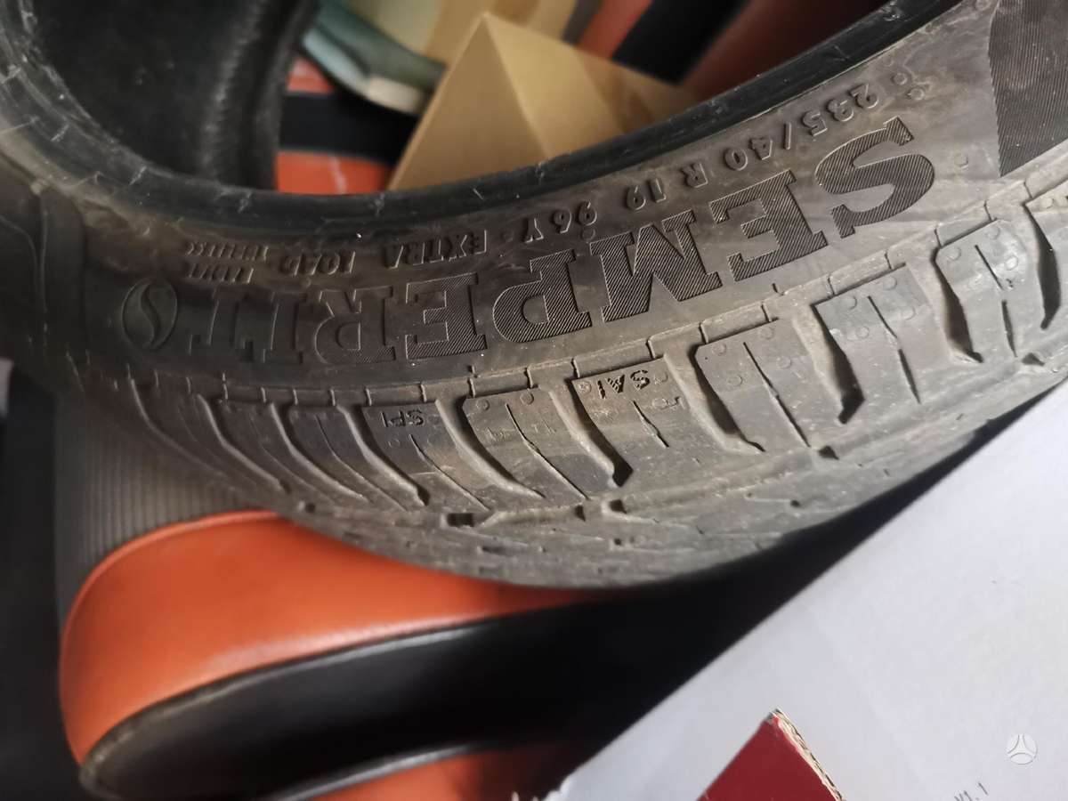 Semperit Speed life 3, летние 235/40 R19