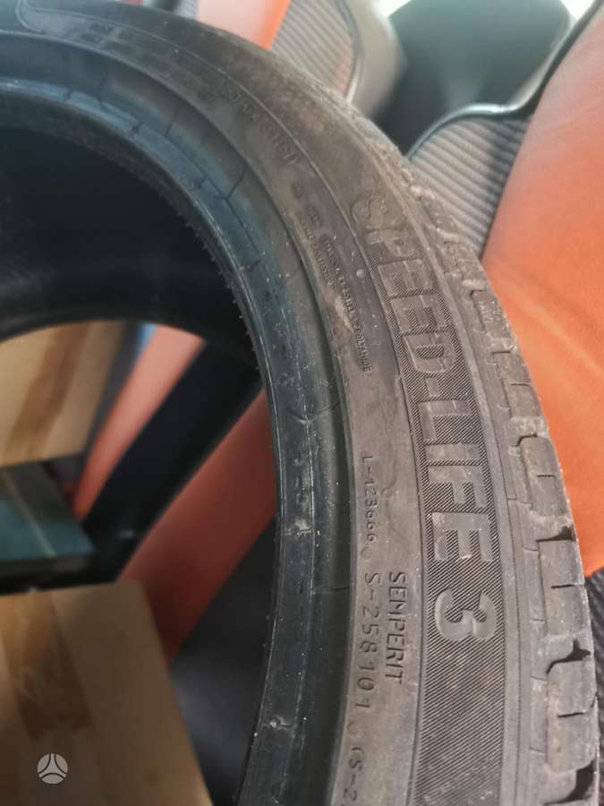 Semperit Speed life 3, летние 235/40 R19