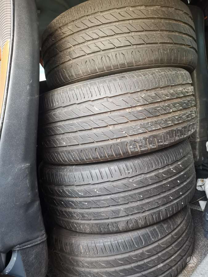 Semperit Speed life 3, летние 235/40 R19