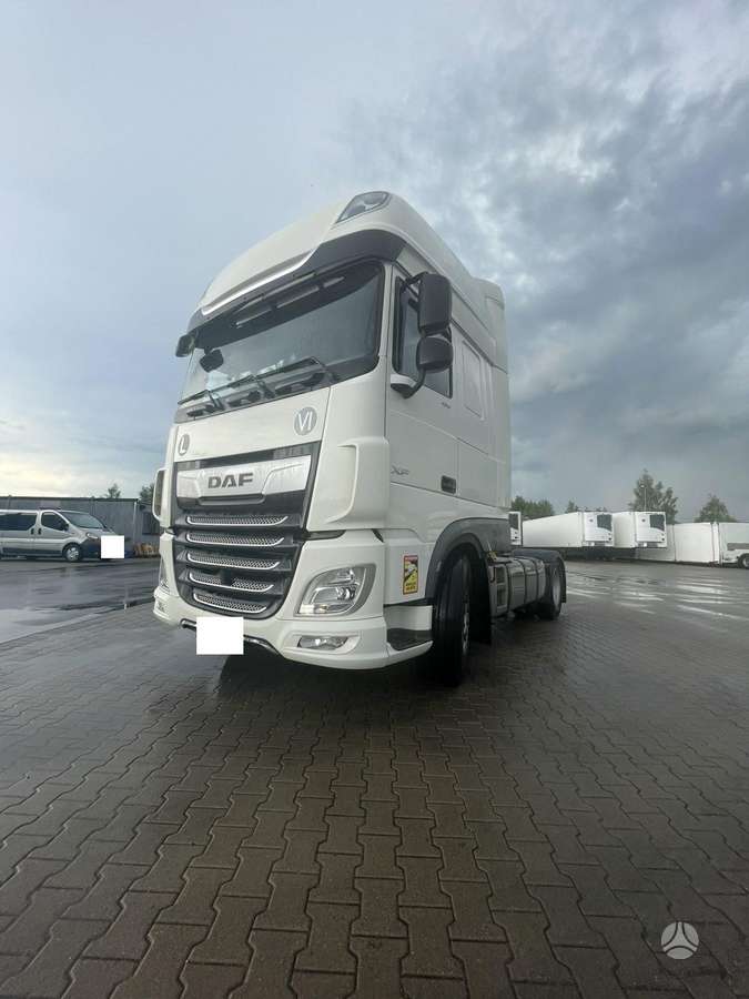 DAF XF, double sleeper