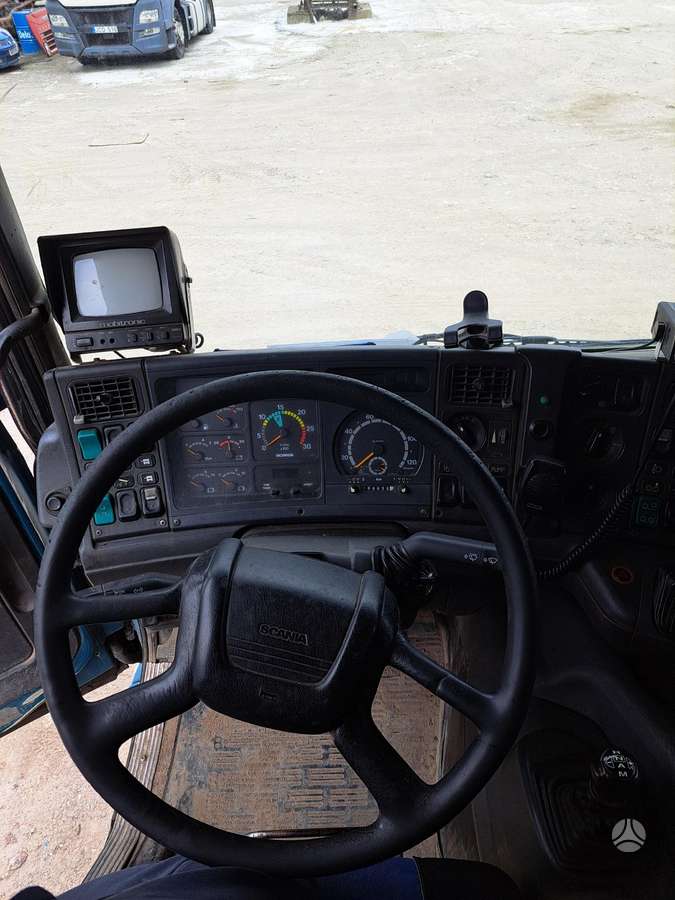 Scania P124GB, savivarčiai