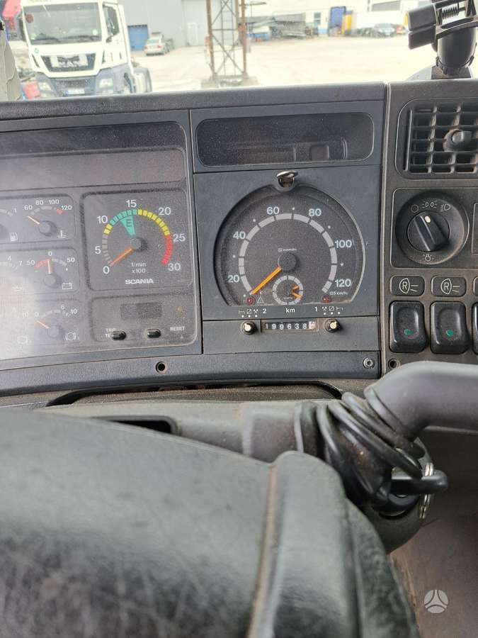 Scania P124GB, savivarčiai