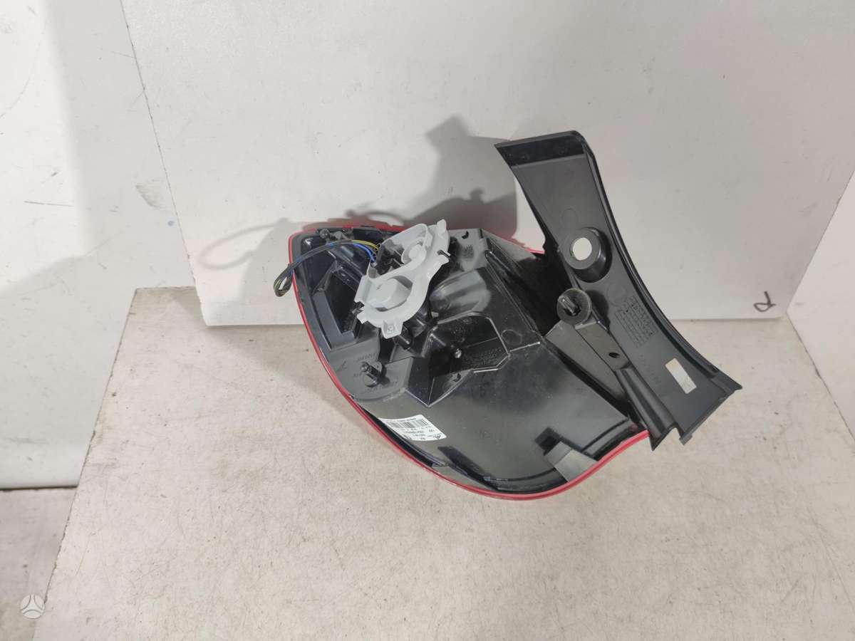 Alfa Romeo Giulietta hood (front, rear), lights