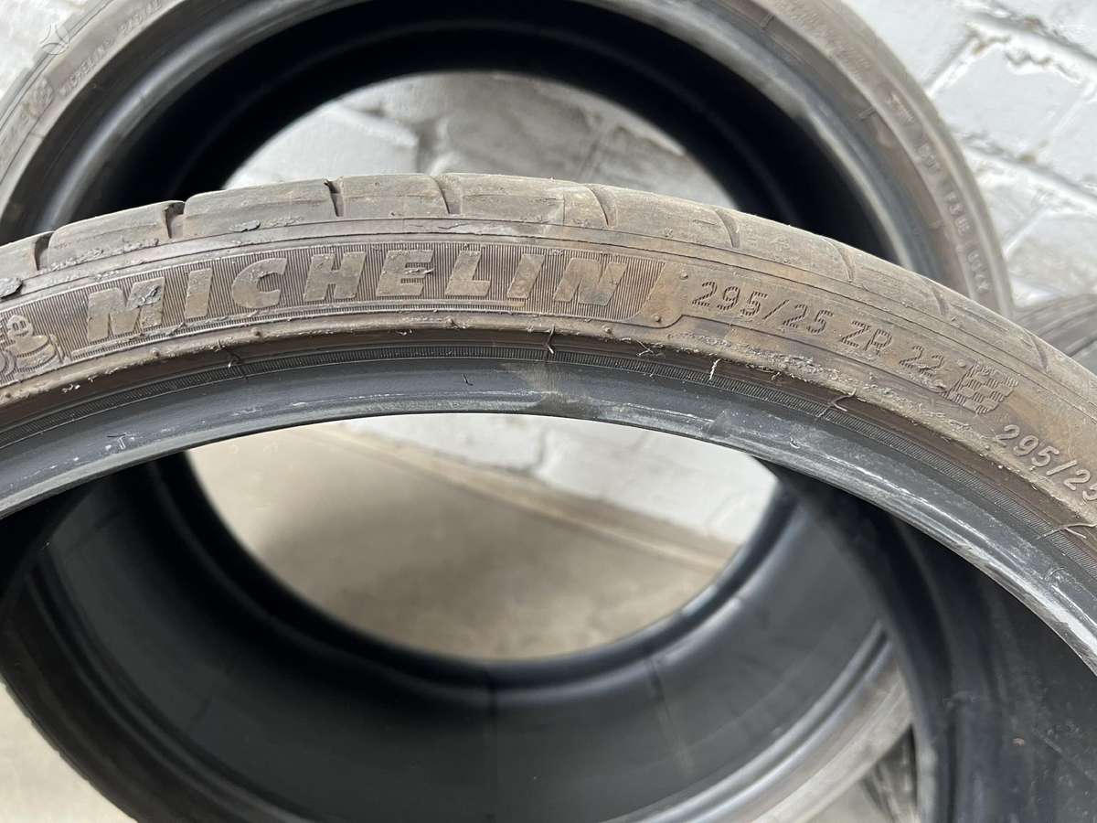 Michelin PILOT SPORT 4S, vasarinės 295/25 R22
