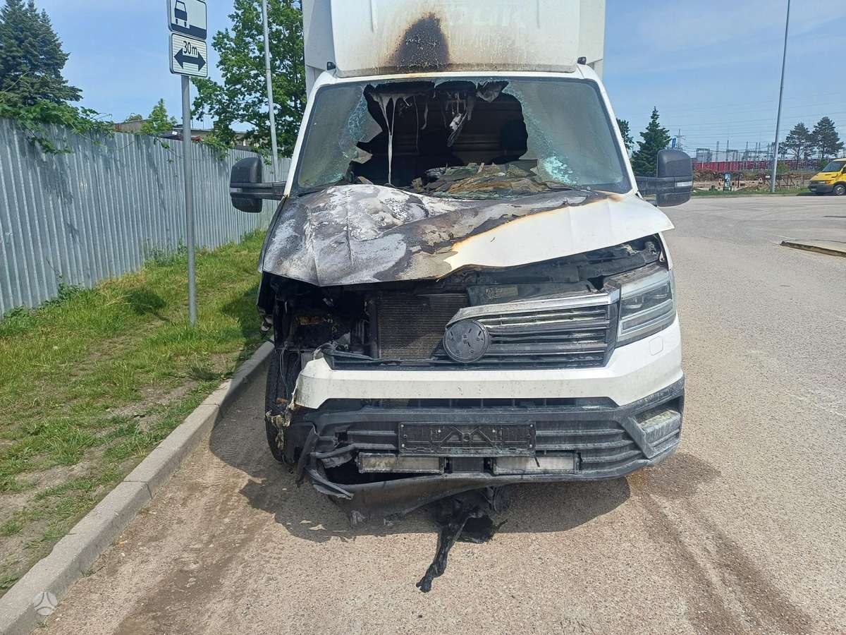 Volkswagen CRAFTER, preču