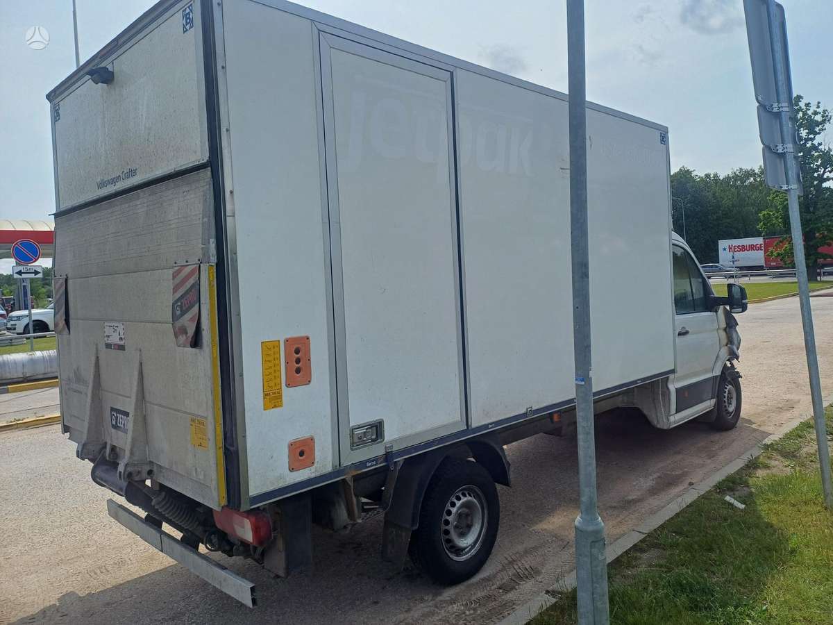 Volkswagen CRAFTER, preču