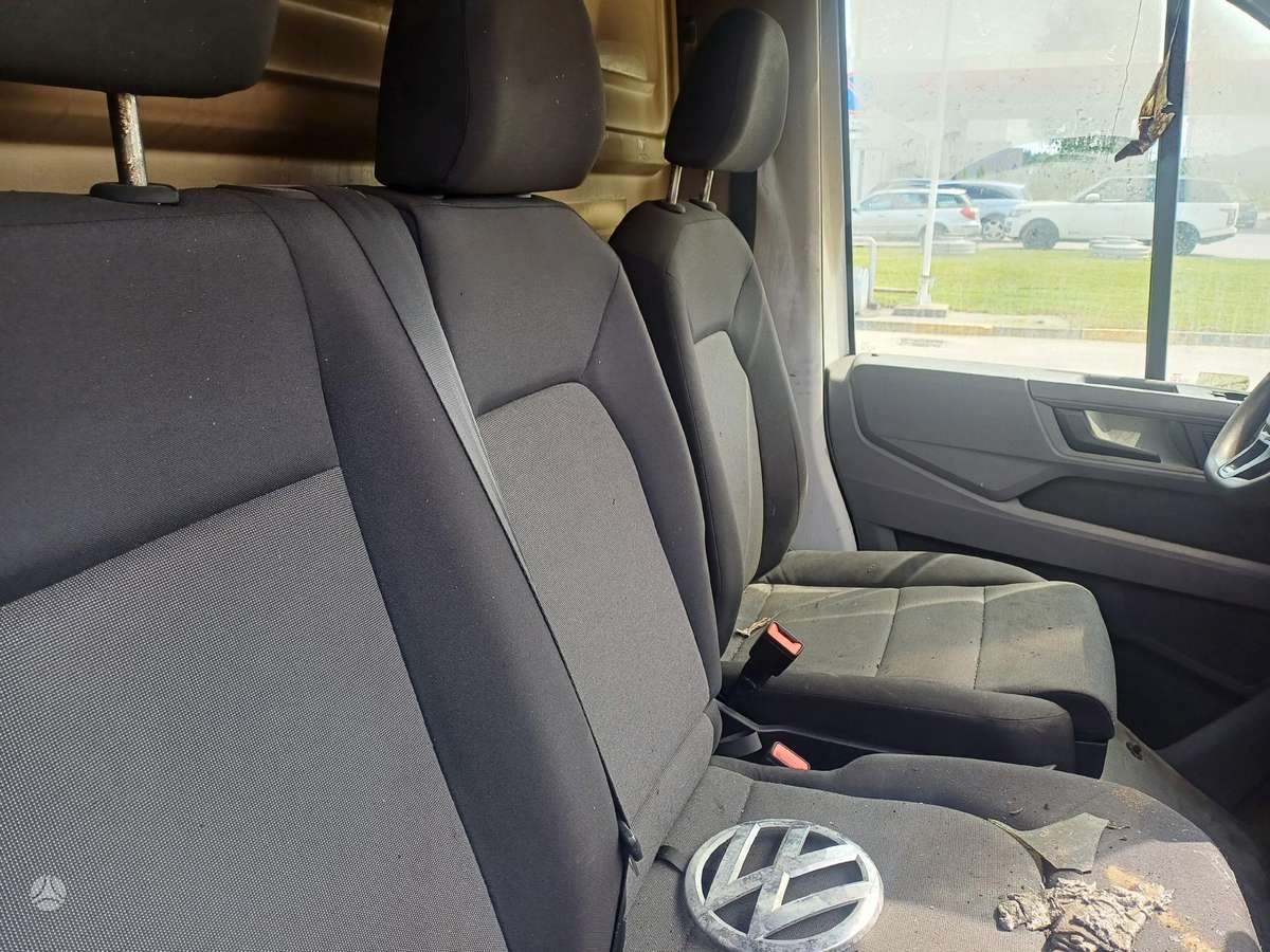 Volkswagen CRAFTER, preču