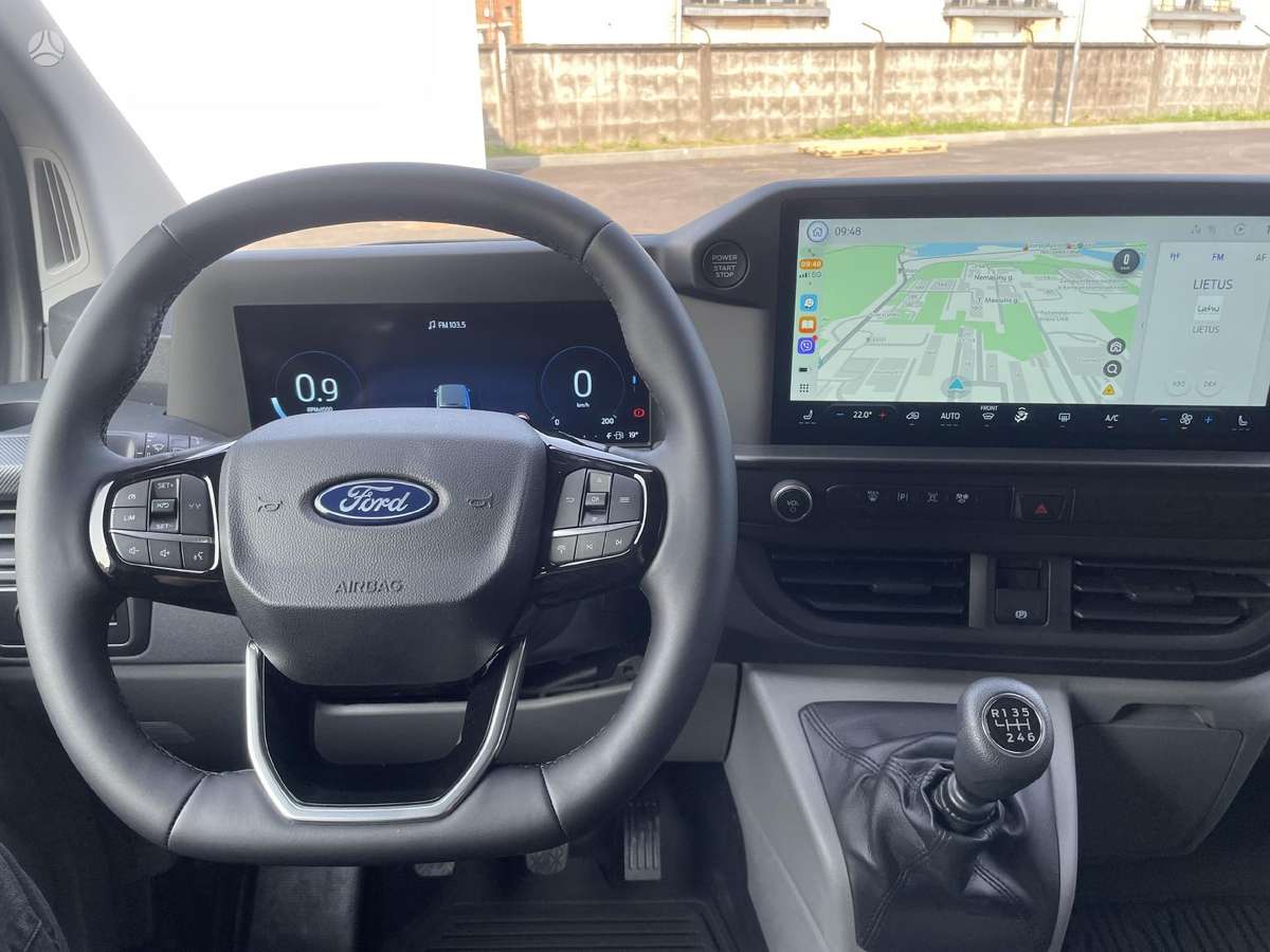 Ford Tourneo Custom, passenger minibus