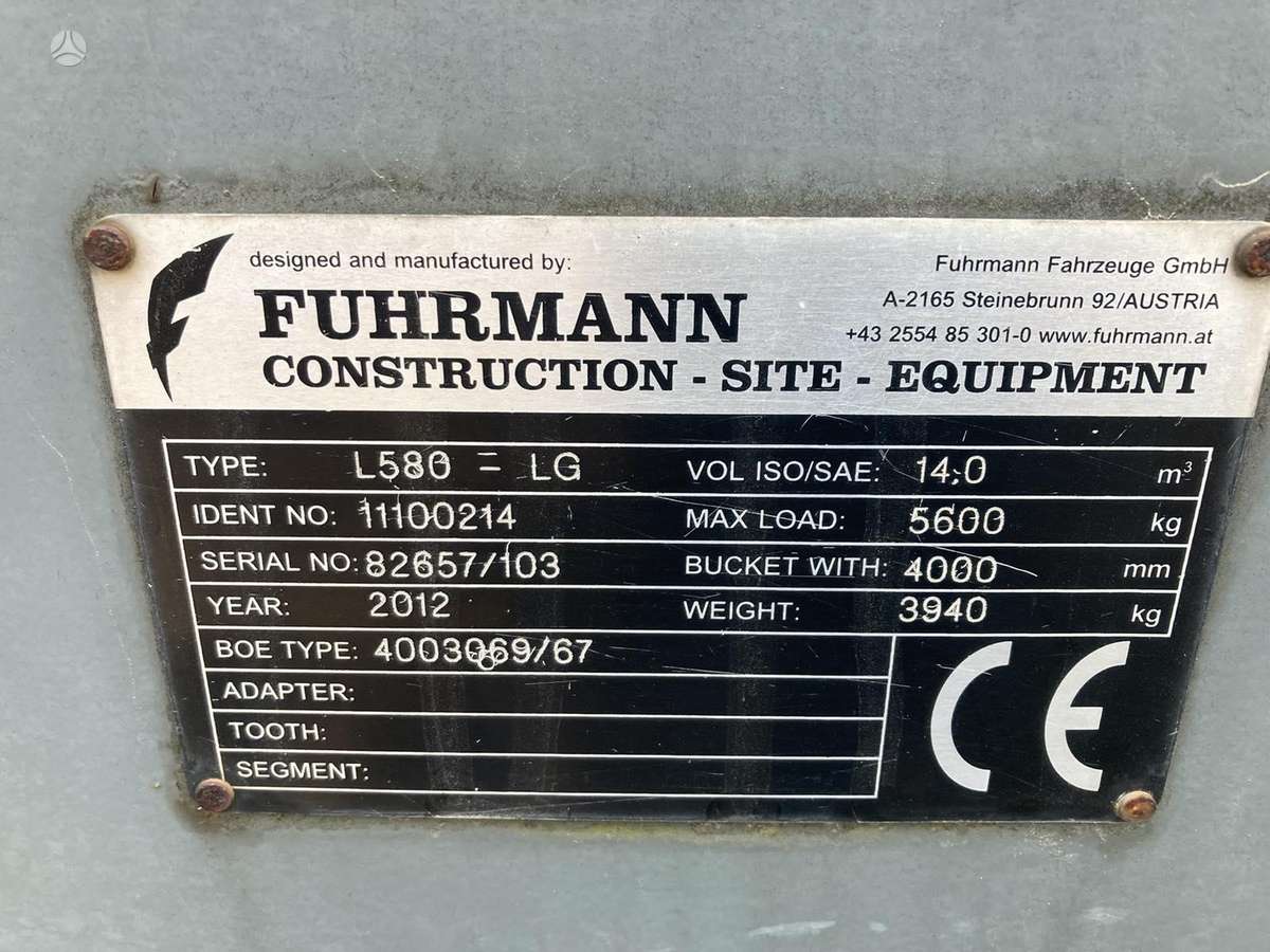Liebherr L566 / L580, buckets