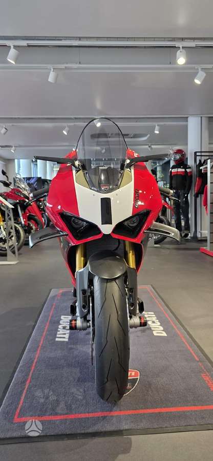 Ducati Panigale 998cc, спортбайки / superbikes