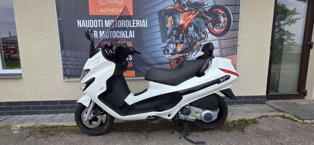 Piaggio Xevo 125cc, мотороллеры / мопеды