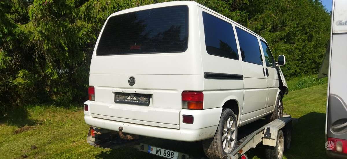 Volkswagen Caravelle